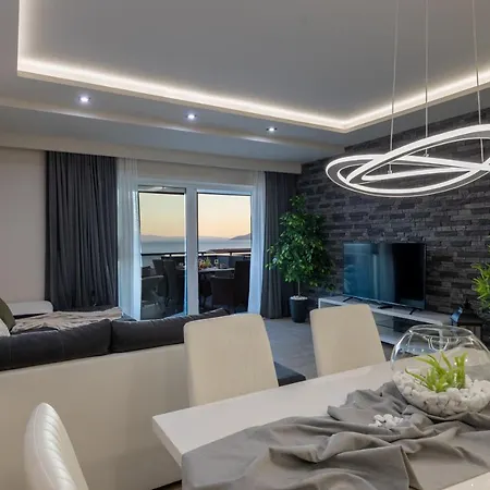 Niko Apartment