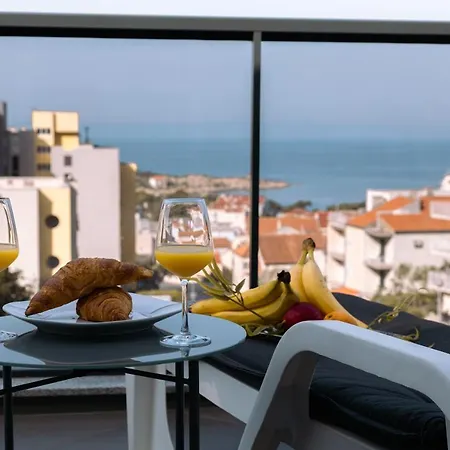 Niko Apartment